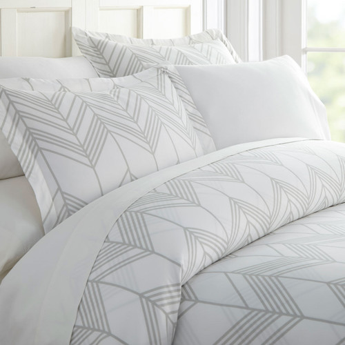 Alps Chevron Patterned 3-Piece Duvet Cover Set by ienjoy Home ienjoy home