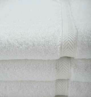 QTY=35: STANDARD TEXTILE TOWELS 80% COTTON/ 20% POLYESTER 54 X 29