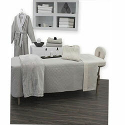Wholesale salon, spa and barbershop towels, robes and supplies