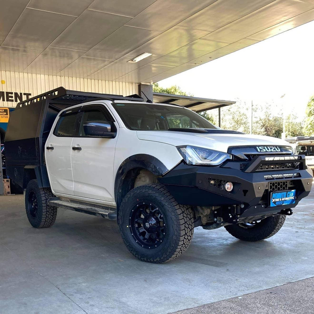 Predator bar on Dmax Xterrain Predator bar on Dmax Xterrain