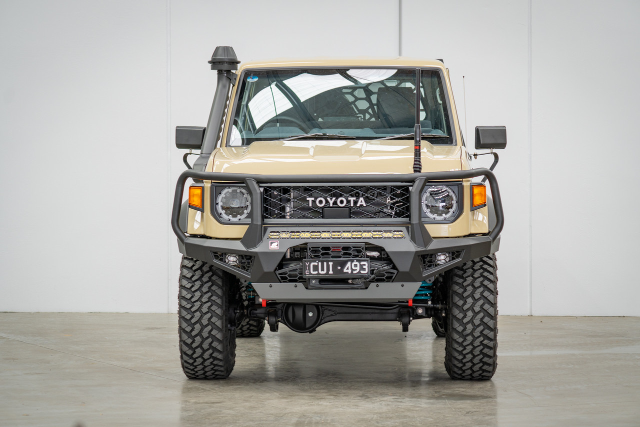 Toro bull bar to suit 70 series land cruiser face lift
