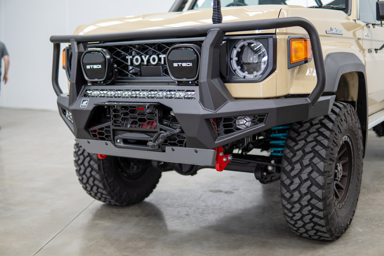 Toro bull bar to suit 70 series land cruiser face lift