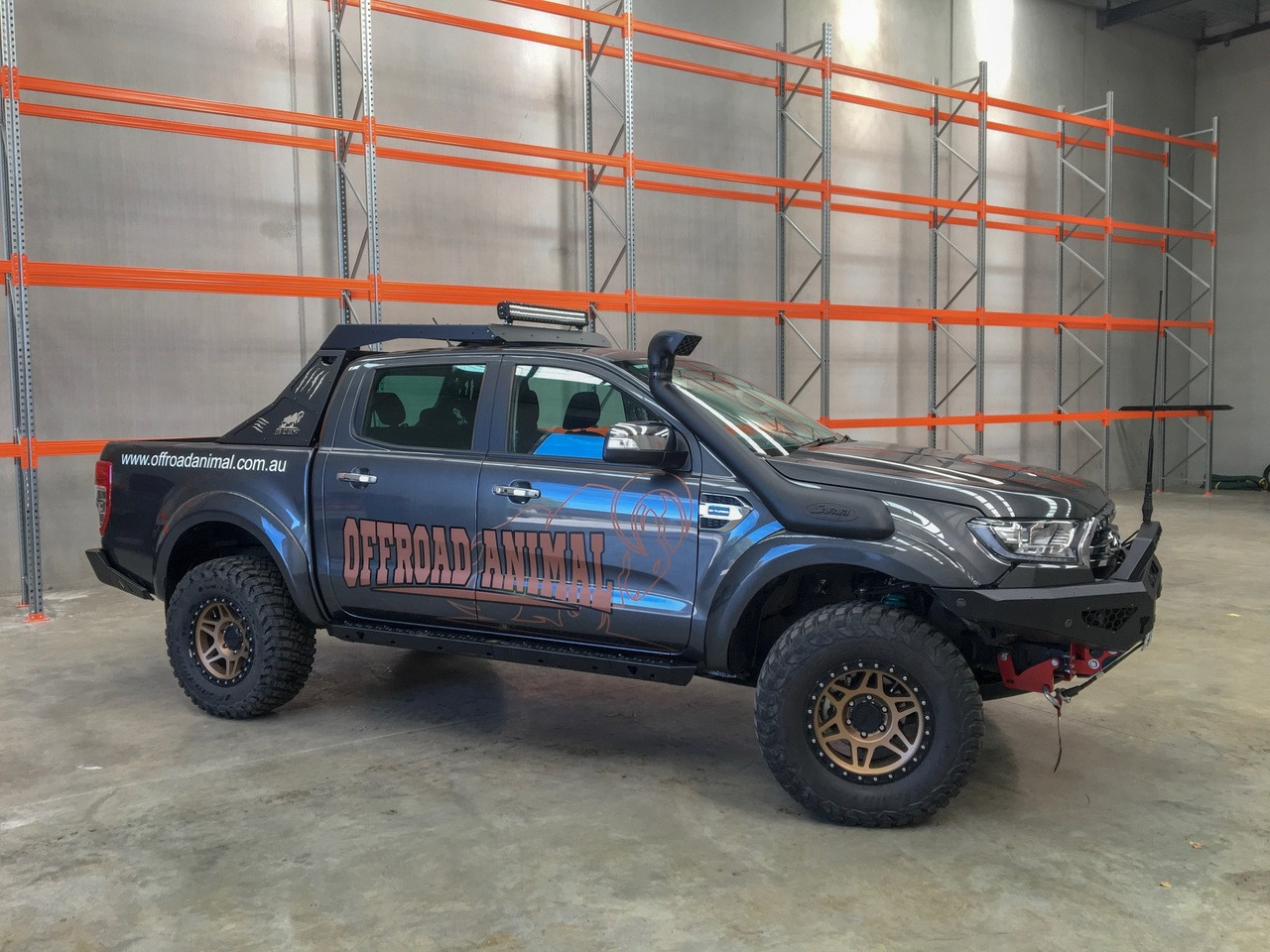 Sports bar and roof rack fitted
