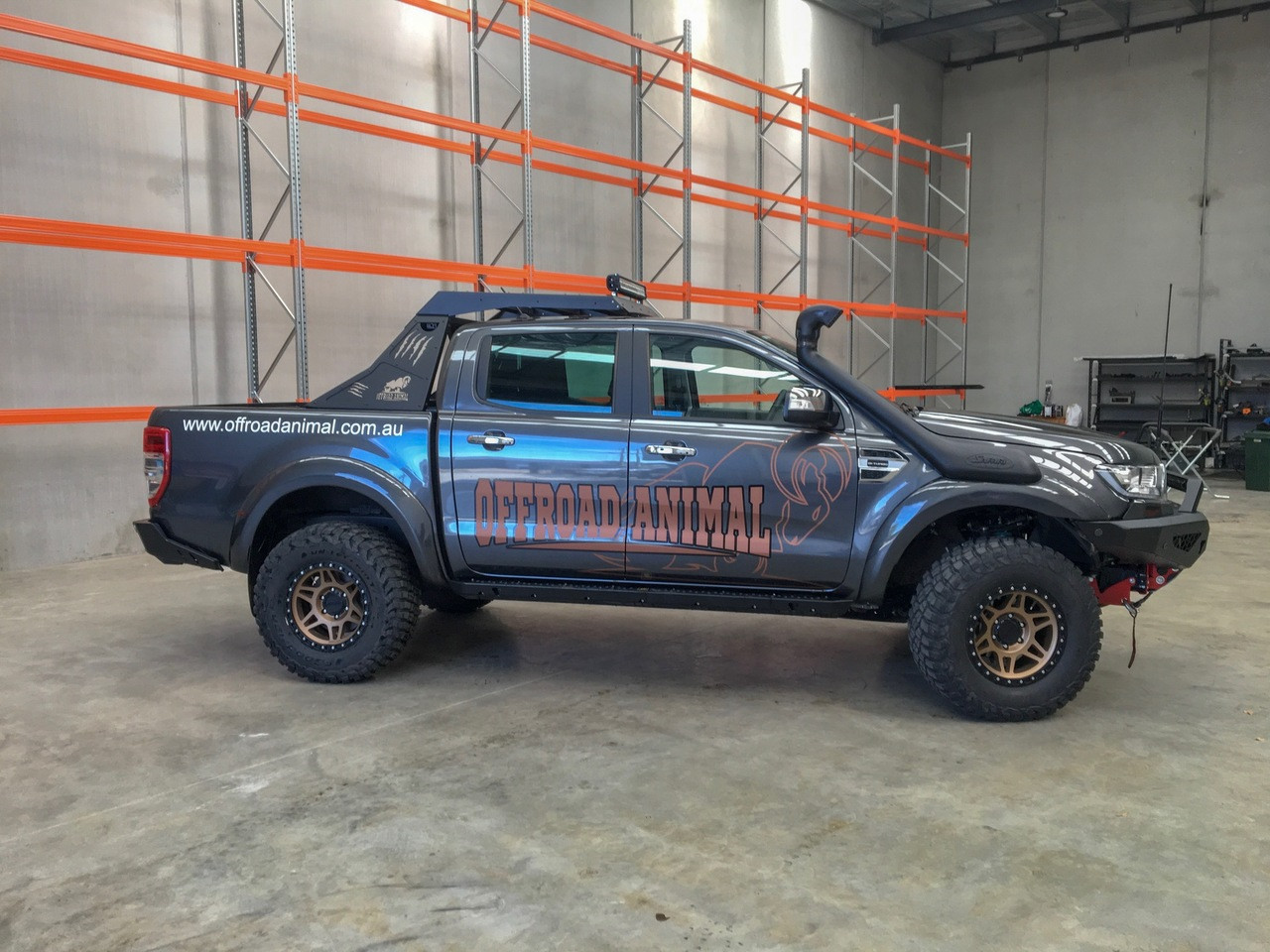 Sports bar and roof rack fitted