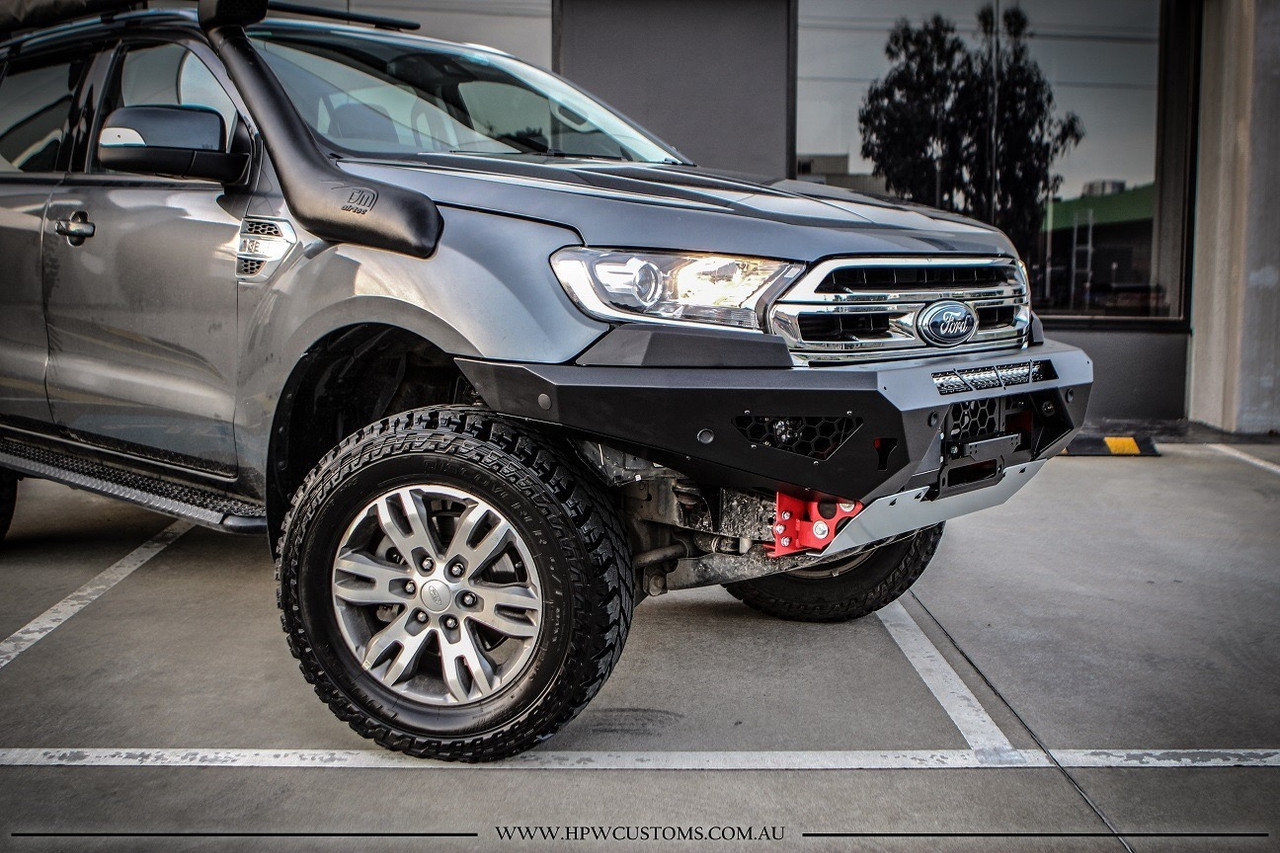 Predator bar on Ford Everest