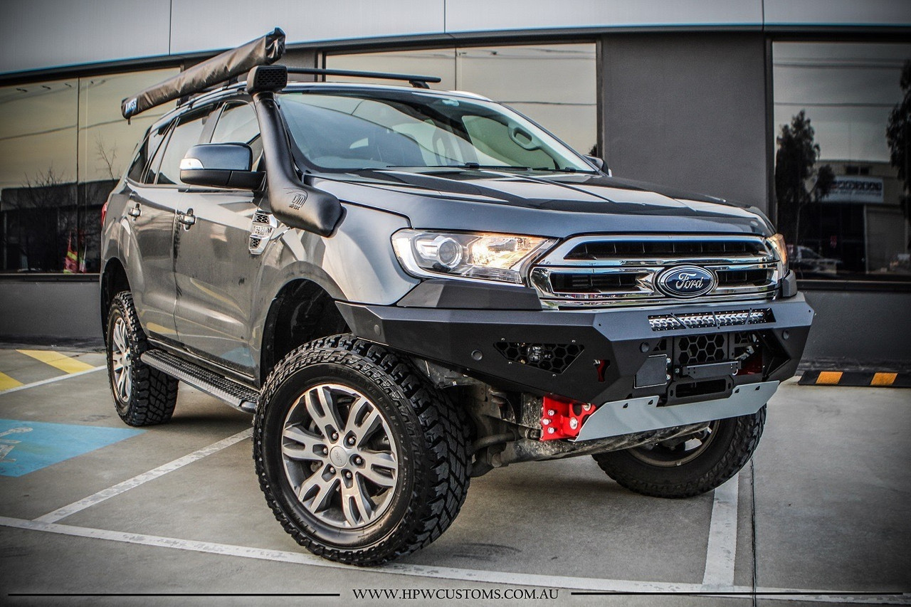 Predator bar on Ford Everest