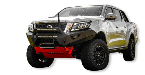 Navara MY21 Predator bar with optional light bar fitted and stealth hoop