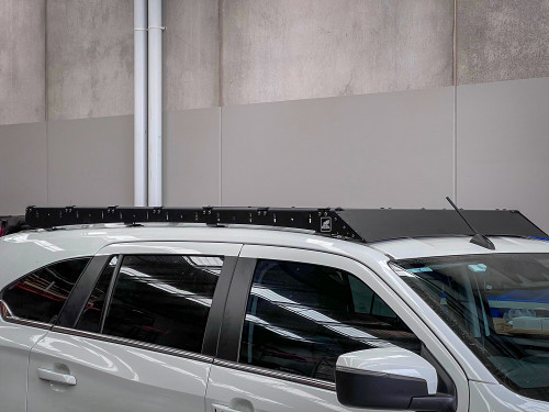 MUX Scout roof rack with standard wind deflector