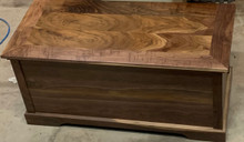 Hope chest w/Tray, Cedar Lined
