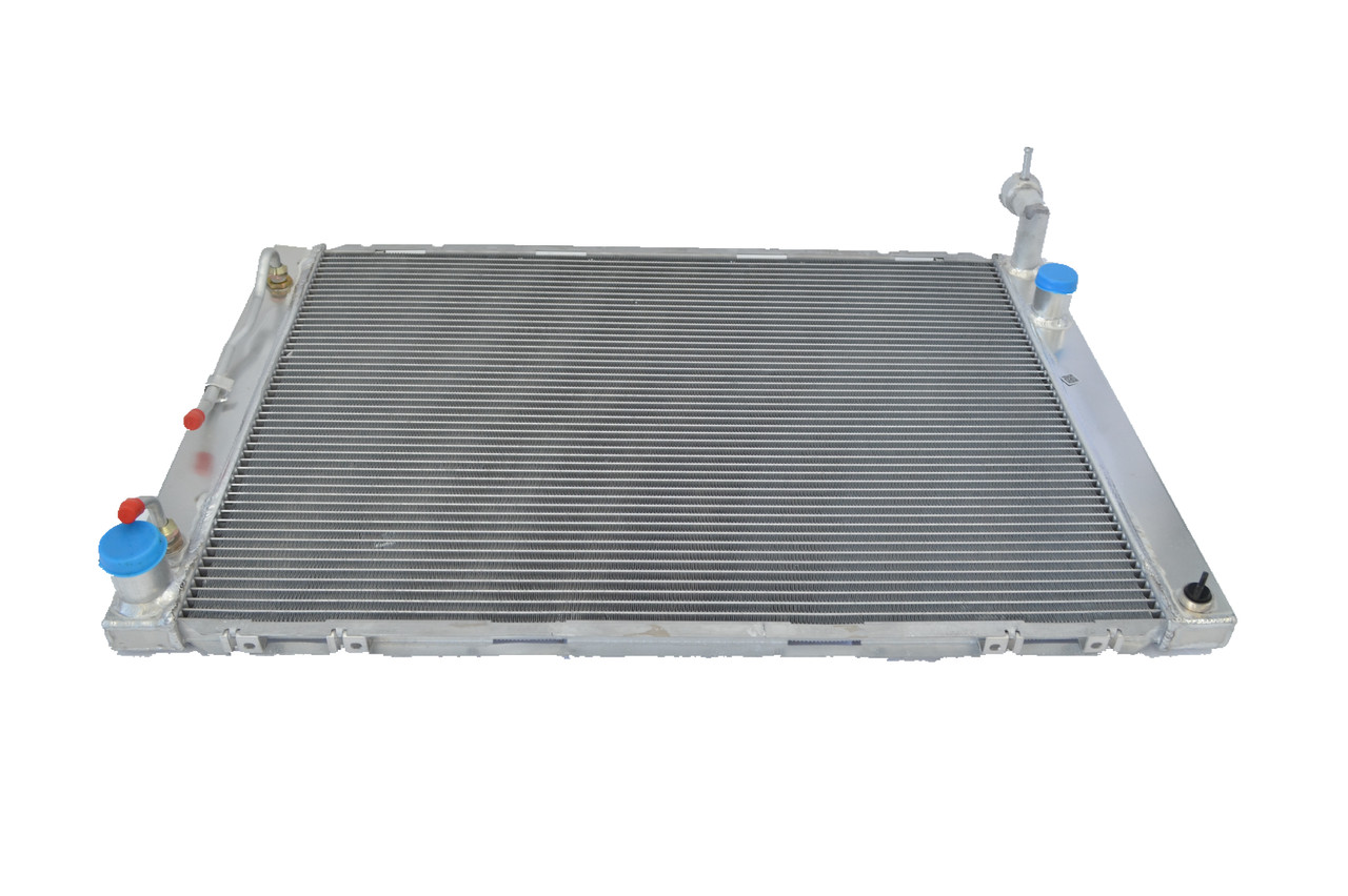 Radiator for Toyota Alphard MNH10W MNH15W New from 2002 to 2005 Auto Manual 3.0L V6 06 07