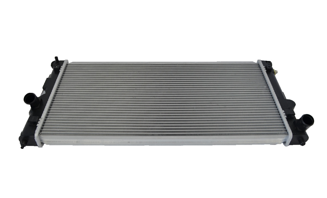 Radiator for Toyota Celica ZZT230 ZZT231 1.8L New from 1999 to 2005 Auto Manual 00 01 02 03 04