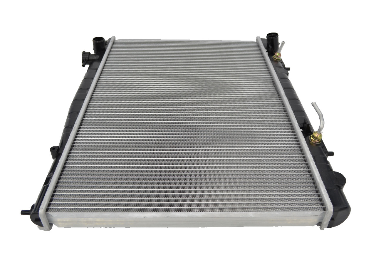 Radiator for Nissan Navara D22 1997-2005 3.0L Turbo Diesel 3.3L Petrol V6 Auto Manual 98 99 00 01 02 03 04