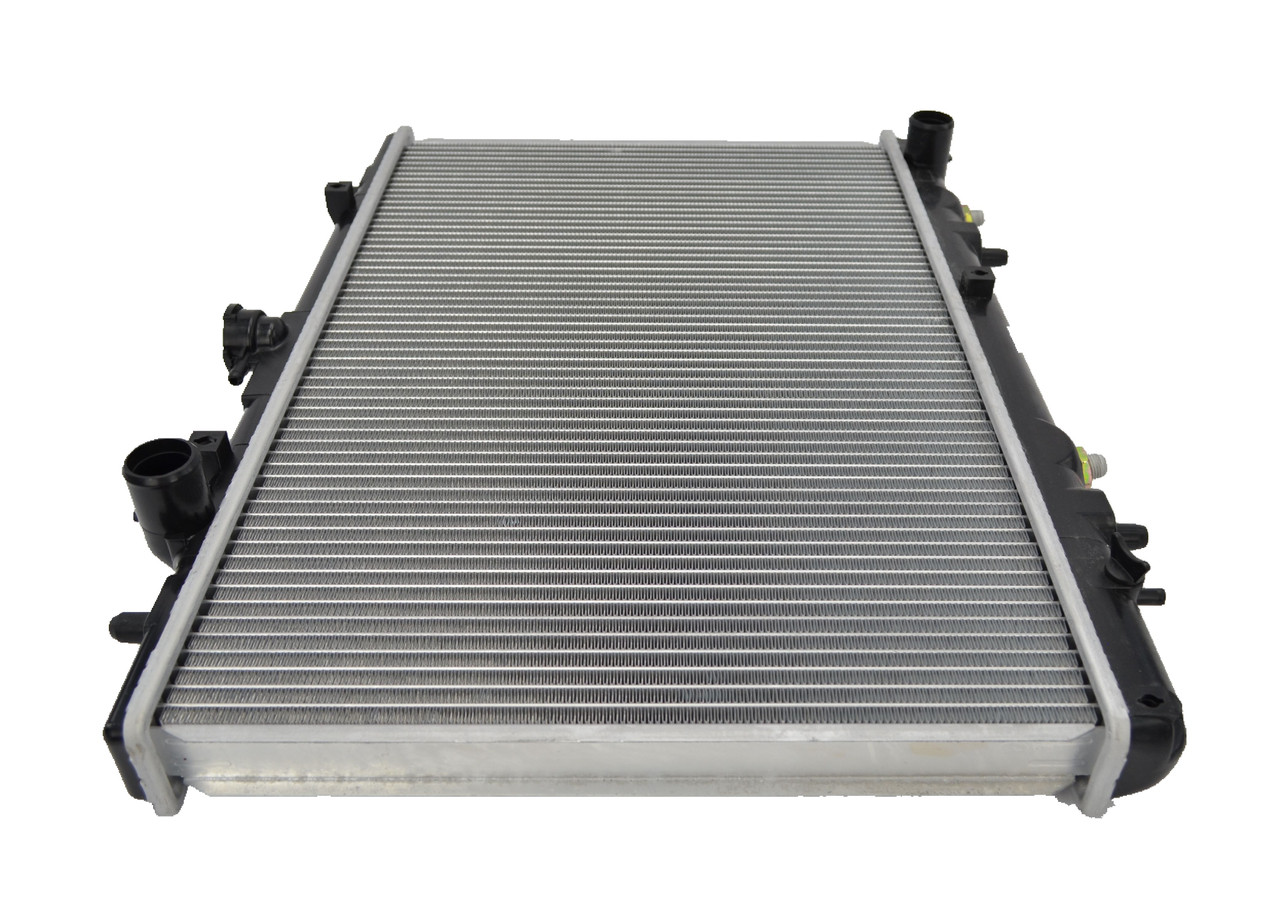 Radiator for Mitsubishi Triton MK 10/96-06/06 Auto Manual 2.4L Petrol 2.8L Diesel 98 98 99 00