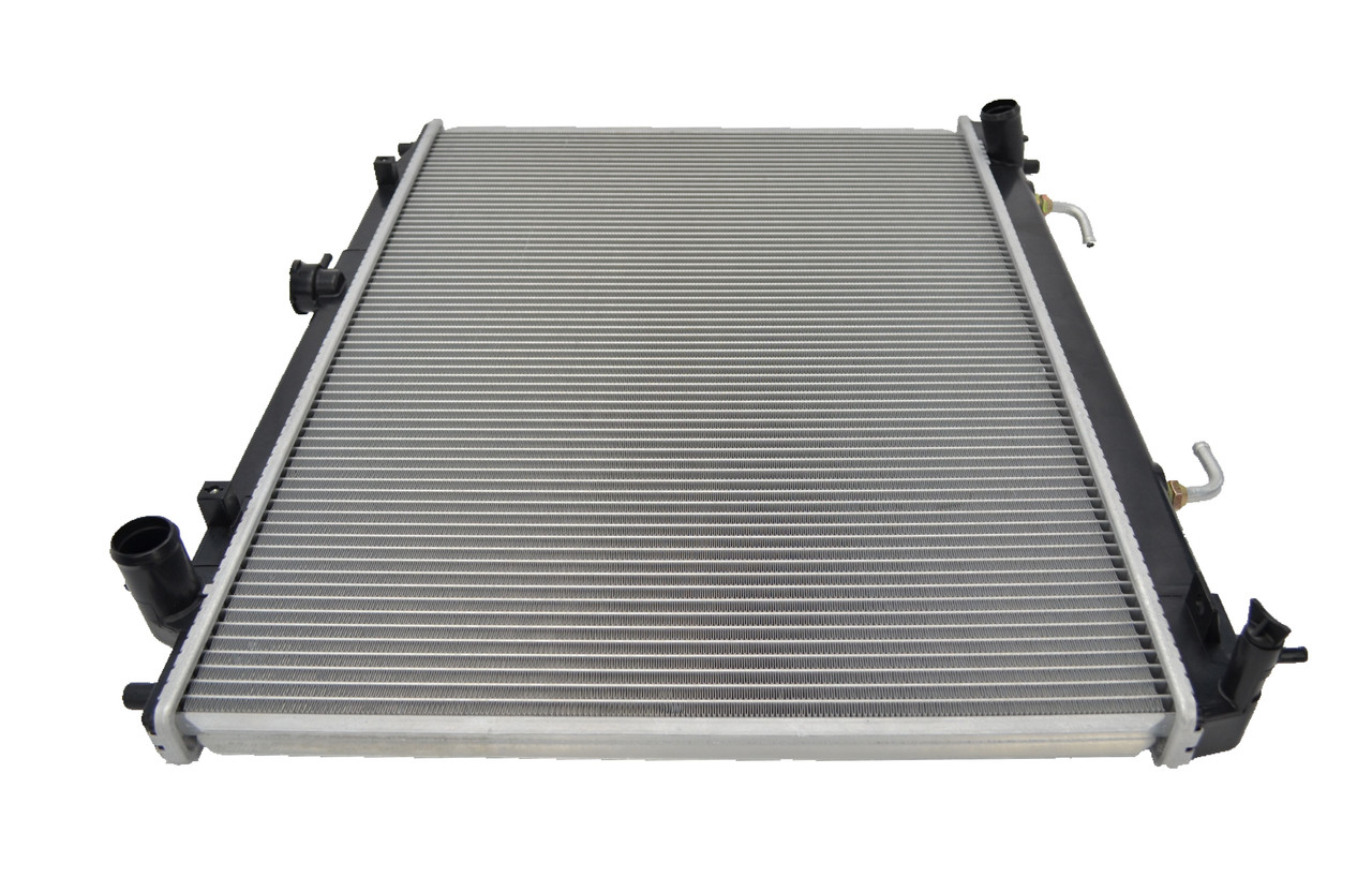 Radiator for Mitsubishi Pajero NM NP NS NT 05/00-08/14 Auto Manual 3.5L 3.8L V6 Petrol
