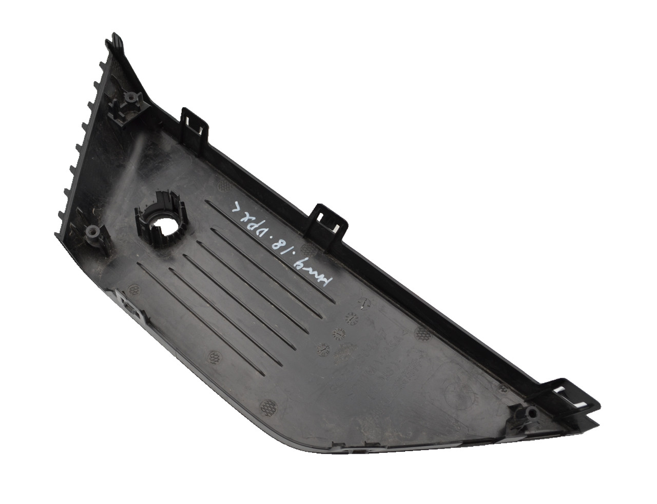 Left Trim of Rear Bumper 13161637-00 for BYD Atto 3 EV 22 23 24 25 SC2E-2804117 Left Trim of Rear Bumper 13161637-00 for BYD Atto 3 EV 22 23 24 25 SC2E-2804117