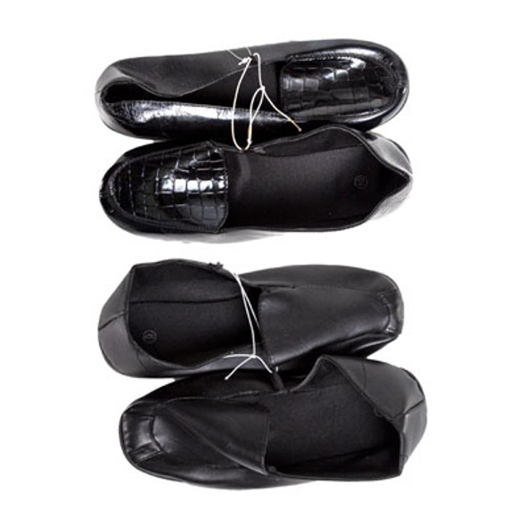 WOMENS SLIP ON SHOE ASST STYLES AND SIZES PP $10 WOMENS SLIP ON SHOE ASST STYLES AND SIZES PP $10