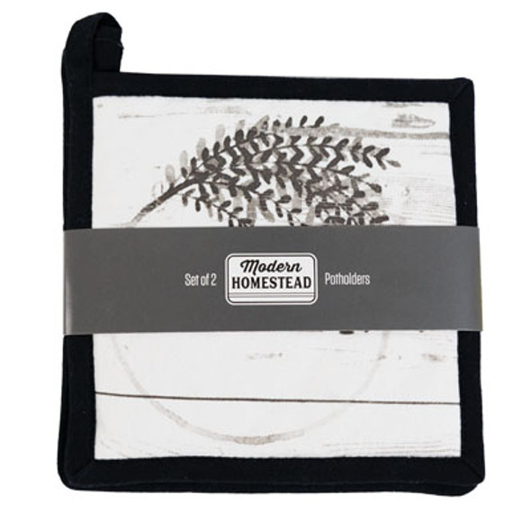 POT HOLDERS SET OF 2FAMILY FARMHOUSE (5.00)8X8 POT HOLDERS SET OF 2FAMILY FARMHOUSE (5.00)8X8