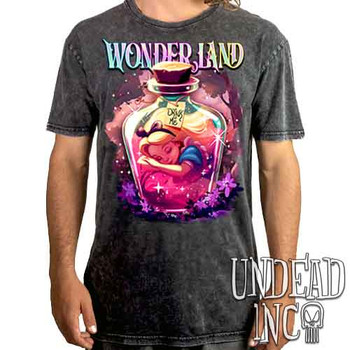 Dreaming Of Wonderland - UNISEX STONE WASH T-Shirt