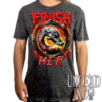 Mortal Kombat Finish Her - UNISEX STONE WASH T-Shirt