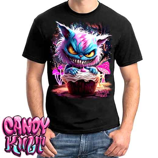 Cheshire Cat Wonderland Haunted By Cupcakes  - Mens T Shirt