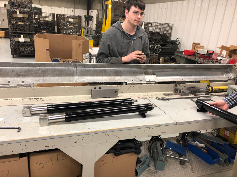 First Team™ Heavy Duty Crank For Use With First Team Titan and WallMonster Basketball Goals FT1600-CRK