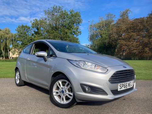 (2016/66) FORD FIESTA 1.25 ZETEC 80,000 NEW CAMBELT LOVELY CONDITION