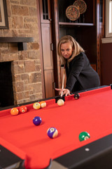 What To Consider When Purchasing a Non-Slate Pool Table