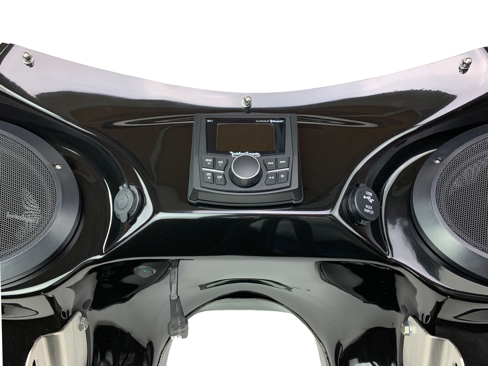Yamaha Raider Batwing Fairing with Speakers and Stereo System