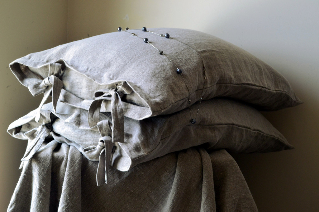 Natural (Undyed), Stonewashed Linen Pillowcase with Ties