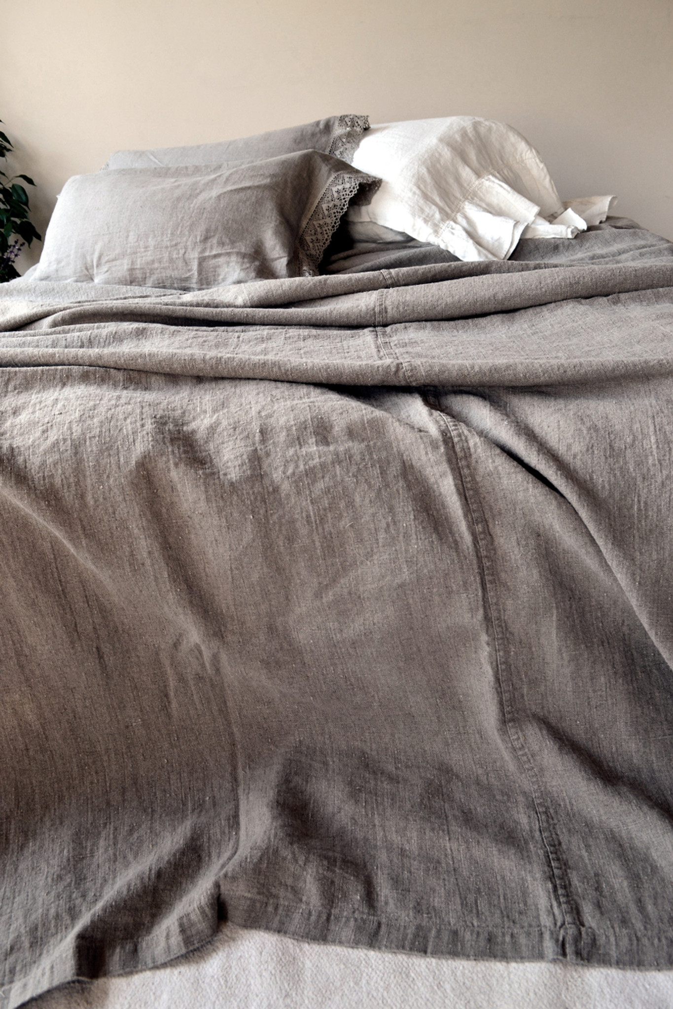 Rustic Rough Linen Bed Cover