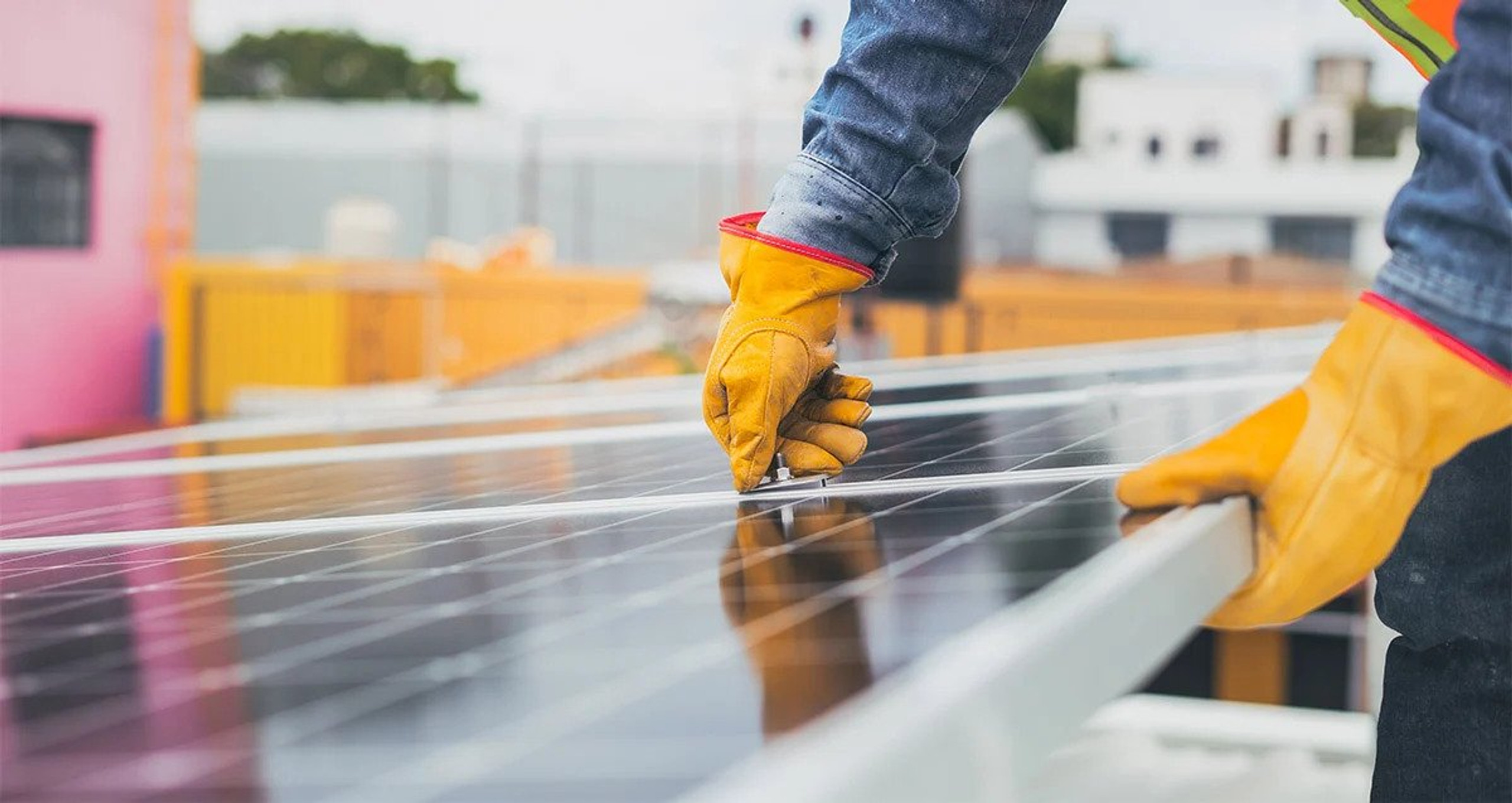 SOLAR PANEL MAINTENANCE & REPAIR Newpowa