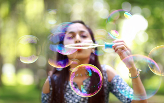 detail-lung-blow-bubbles.jpg