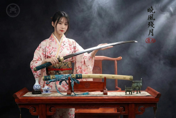 Azure Lion: Hand Forged Spring Steel Katana - High Resilience & Full Tang | 《青狮》