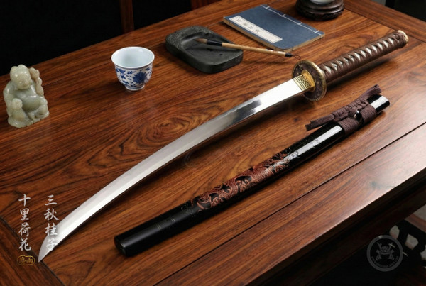 Autumn Dragon: Mirror Polished 5160 Katana - Solid Copper Fittings & Full Tang | 《秋龍》