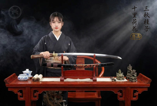 Autumn Dragon: Mirror Polished 5160 Katana - Solid Copper Fittings & Full Tang | 《秋龍》