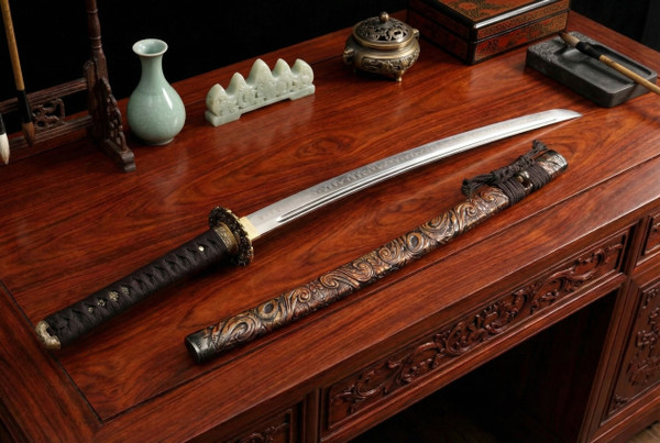Sculpted Warrior: Clay Tempered T10 Katana - Carved Saya & Full Tang | 《雕武》