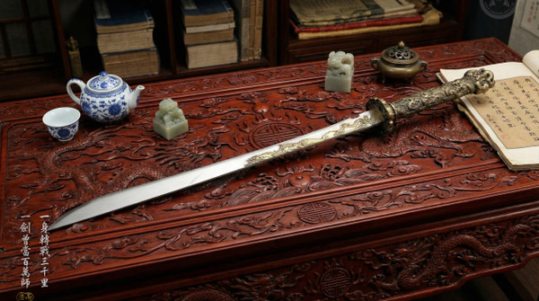 Golden Coiling Dragon: Manganese Tang Dao - Spring Steel & Full Tang | 《盤龍》