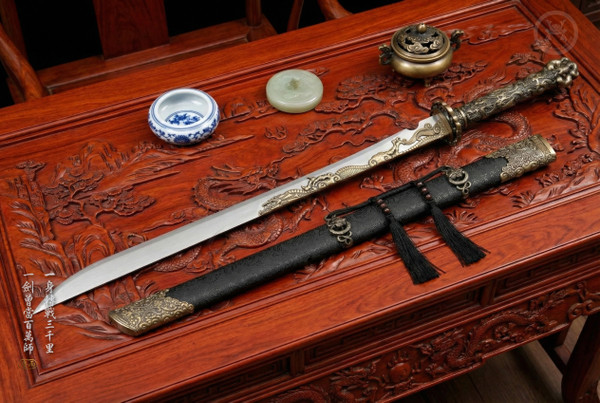 Golden Coiling Dragon: Manganese Tang Dao - Spring Steel & Full Tang | 《盤龍》