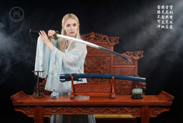 Proud Dragon: Mirror Polished Manganese Katana - 90° Flex & Full Tang | 《傲龍》