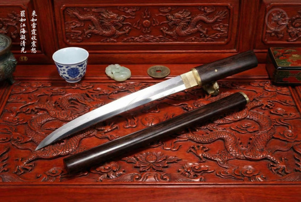 Vanishing Shadow: T10 Osoraku Tanto - Rare Shape & Full Tang | 《絕影》