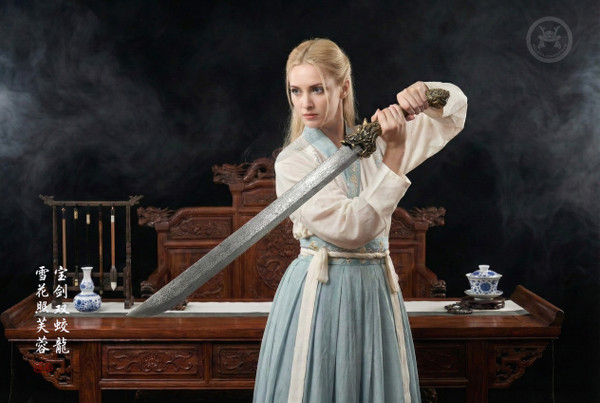 Crimson Dragon: Ebony Qing Sabre - Folded Steel Fire Dragon | 《赤龍》