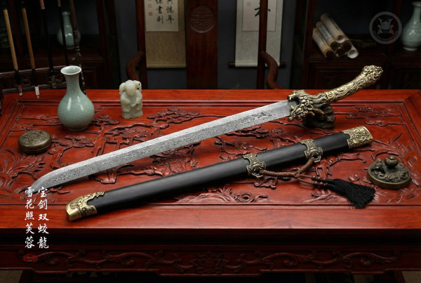 Crimson Dragon: Ebony Qing Sabre - Folded Steel Fire Dragon | 《赤龍》