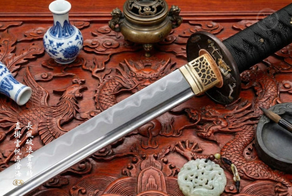 Swiftbreaker: Clay Tempered Straight Blade - Antique Silver Fittings | 《破浪》