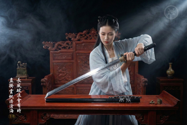 Swiftbreaker: Clay Tempered Straight Blade - Antique Silver Fittings | 《破浪》