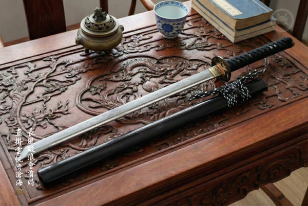 Swiftbreaker: Clay Tempered Straight Blade - Antique Silver Fittings | 《破浪》