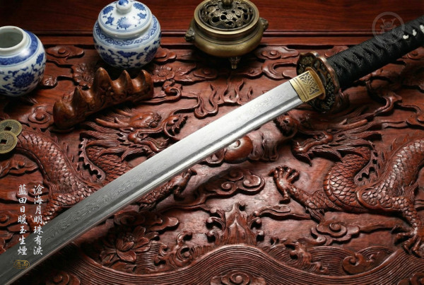 Ascendant Dragon: Folded Steel - Fish Skin & Silver Plated | 《滄月》