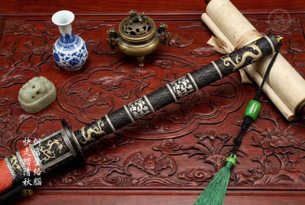 Scarlet Emperor: Folded Steel & Clay Tempered - Red Fish Skin | 《赤帝》