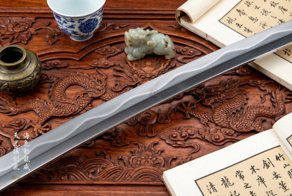 Dragon Majesty: Sanshoku Polish T8 Katana - Collector Grade & Full Tang | 《龍威》