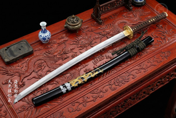 Dragon Majesty: Sanshoku Polish T8 Katana - Collector Grade & Full Tang | 《龍威》