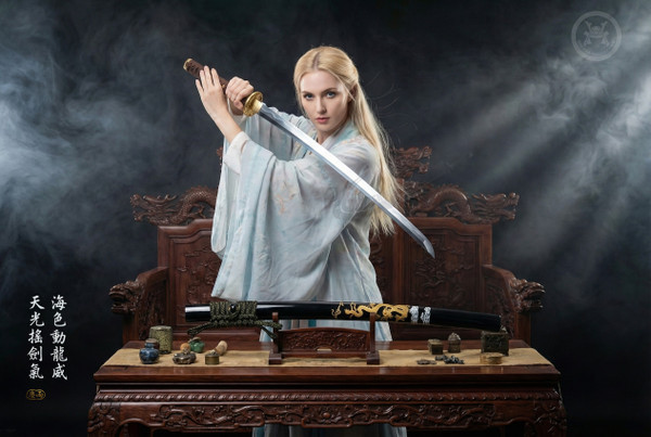 Dragon Majesty: Sanshoku Polish T8 Katana - Collector Grade & Full Tang | 《龍威》